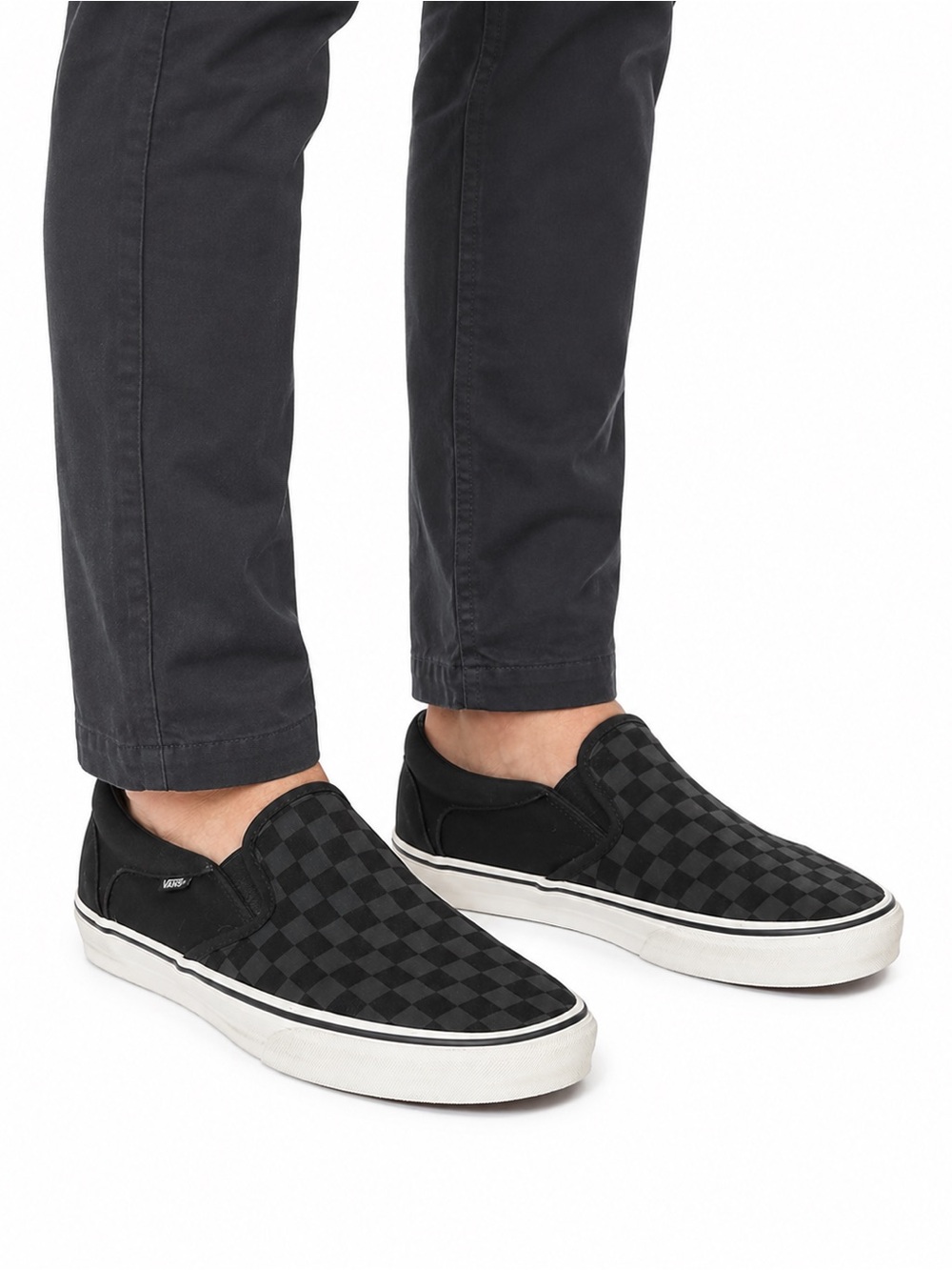 Size 9 Vans Classic Slip-On Checkerboard Men’s Skate Shoes Black/Asphalt